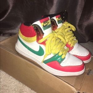 Women’s Court Force High